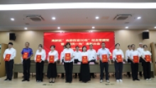 高新区“两优一先”表